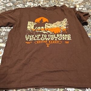 ❤️10/$20 New Brown Yellowstone Graphic T-Shirt